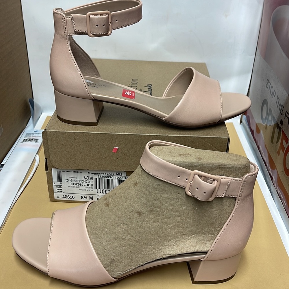 BNIB Clark’s of England Elisa Dedra Beige Rose Sandal Asstd sizes